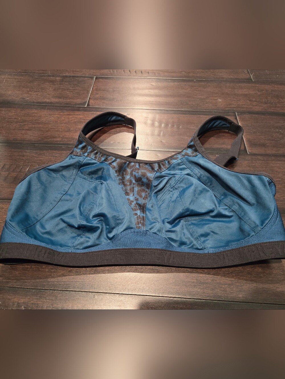 Freya Teal and Black Wireless High-Impact Sports Bra